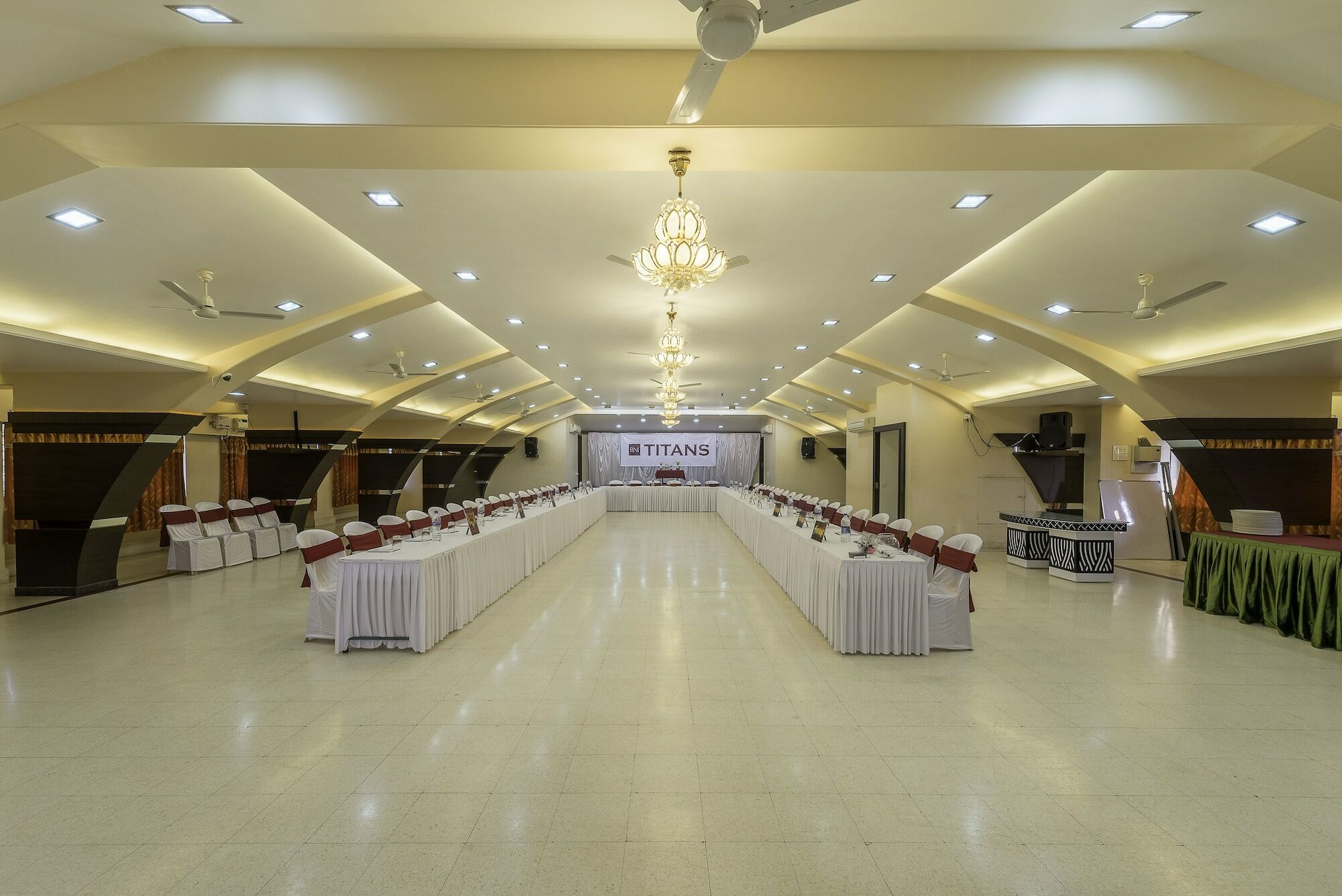 Treebo Park Hotel 3*